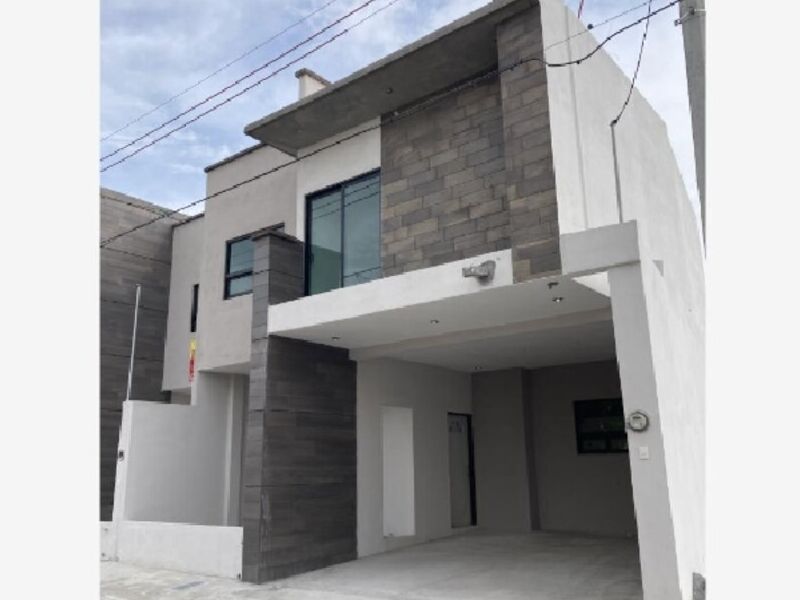 Casa en venta en Ramos Arizpe Centro