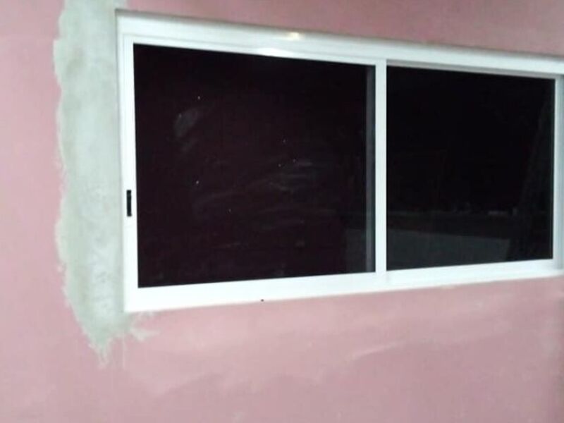 Ventana aluminio blanco Quintana Roo 