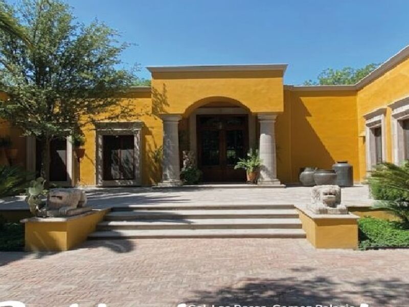RESIDENCIA EN VENTA EN COLONIA LAS ROSAS