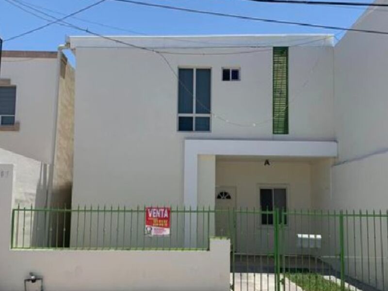 Venta de casa en Colonia Bosques