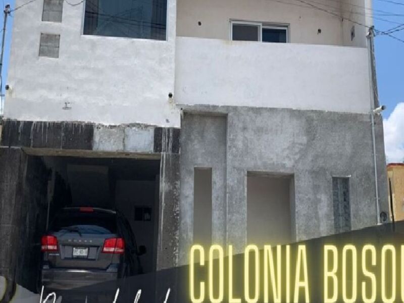 Venta de casa en Colonia los Bosques