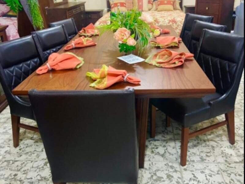 Mesa de comedor grande
