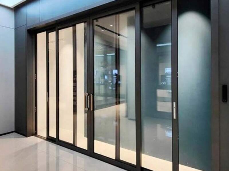 Puerta corrediza de aluminio Kanasín ALUVIMAT