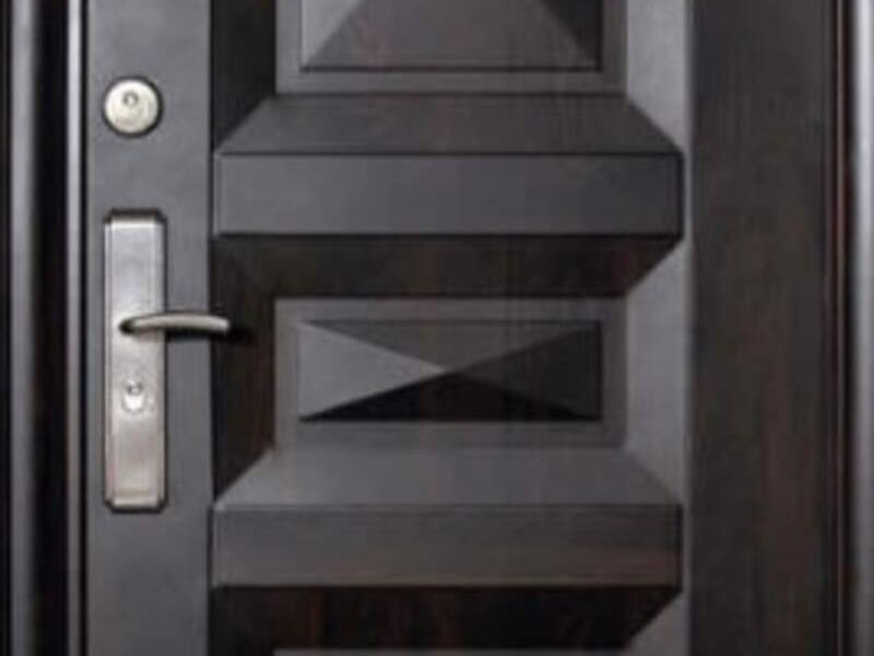 Puerta de Aluminio negro en DELICIAS 