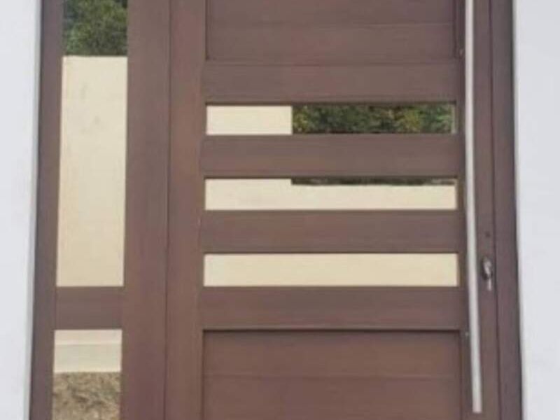 Puertas de aluminio Mérida LOSUA 