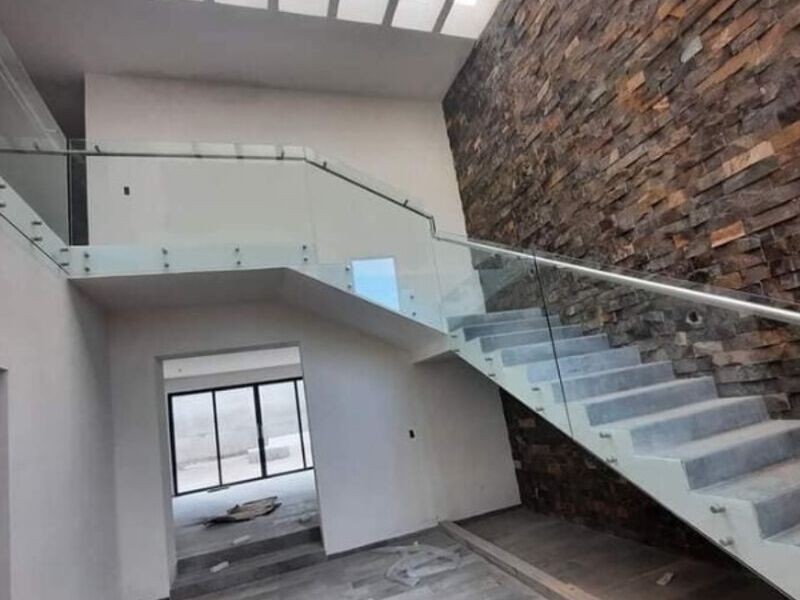 Pasamanos de aluminio en Villa hermosa