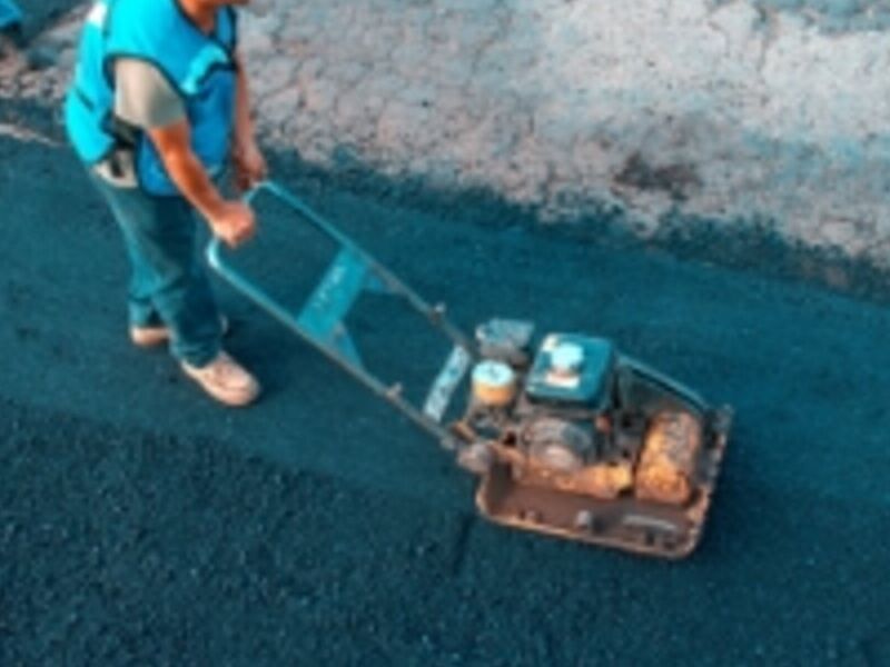 Bacheo y Pavimentación
