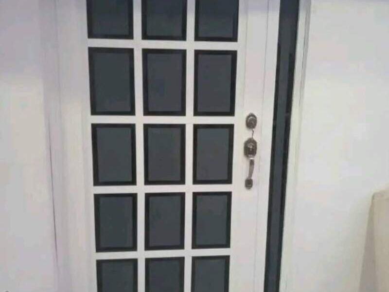 Puerta aluminio cristal filtrasol Huachinango