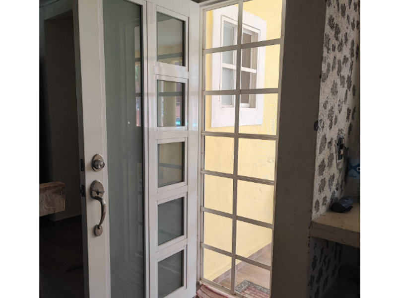 PUERTA DE ALUMINIO SOL-LITE EN GUERRERO