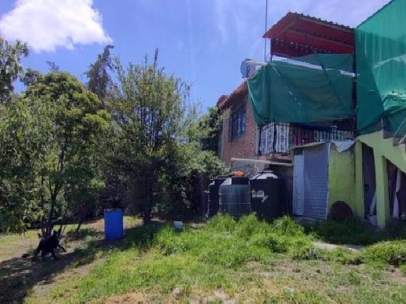 CASA CON TERRENO EN SAN FRANCISCO ZACACALCO