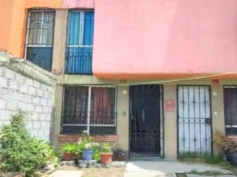 CASA EN LOS HEROES ECATEPEC 3era SECCION