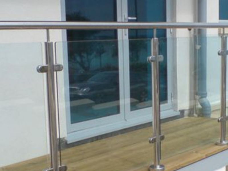BARANDAL TEMPLADO EN ACAPULCO