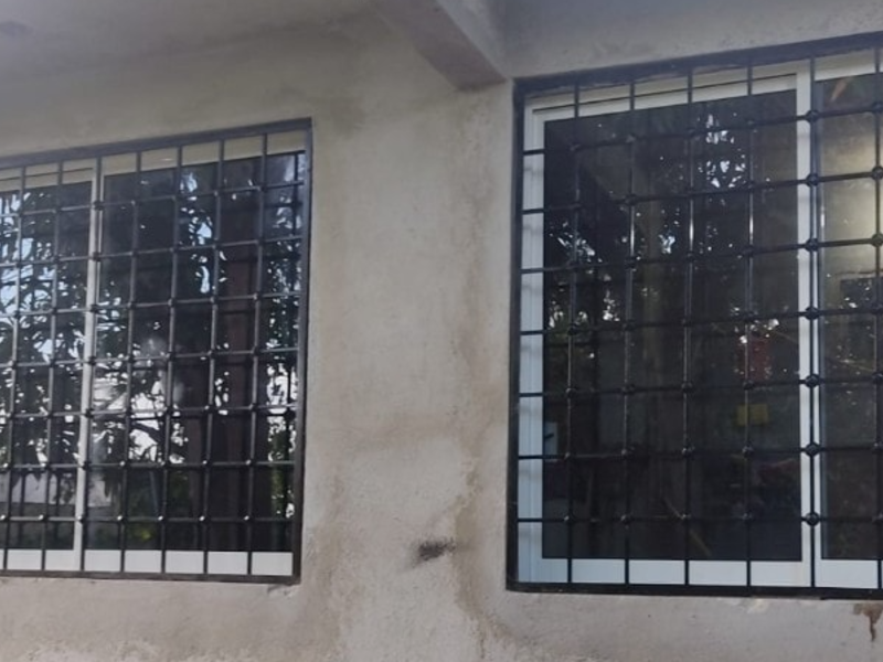 VENTANA DE ALUMINIO CON REJA EN GUERRERO