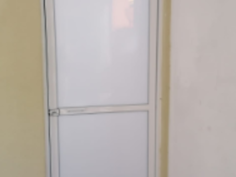 Puerta de aluminio color blanca Chiapas 