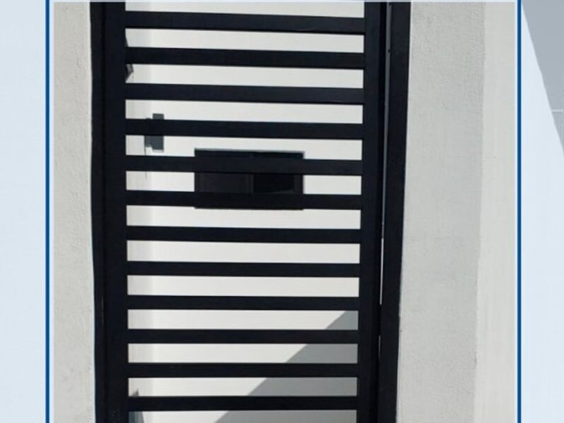 Puerta de aluminio  en Mazatlán