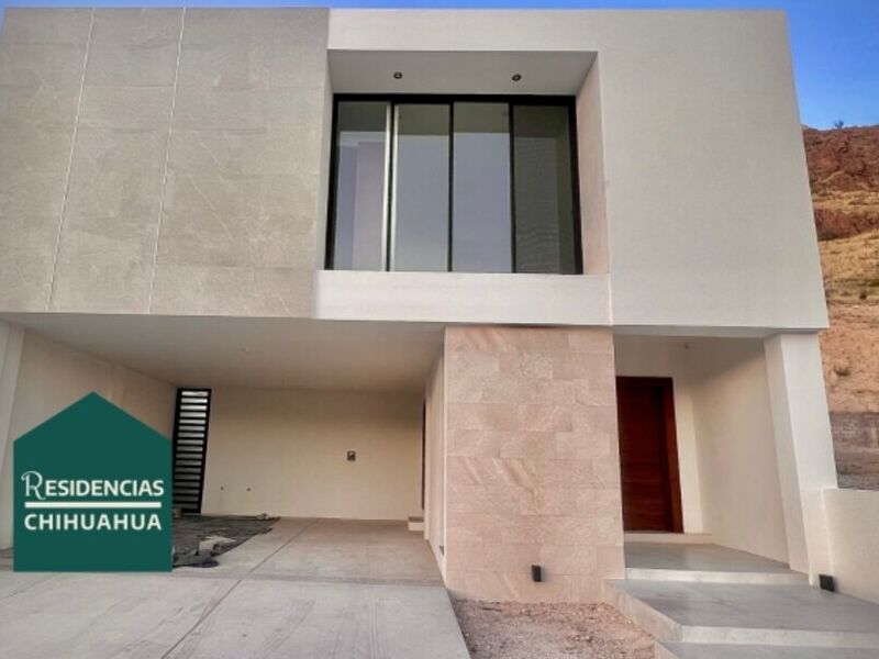 RESIDENCIA BOSQUES REAL 