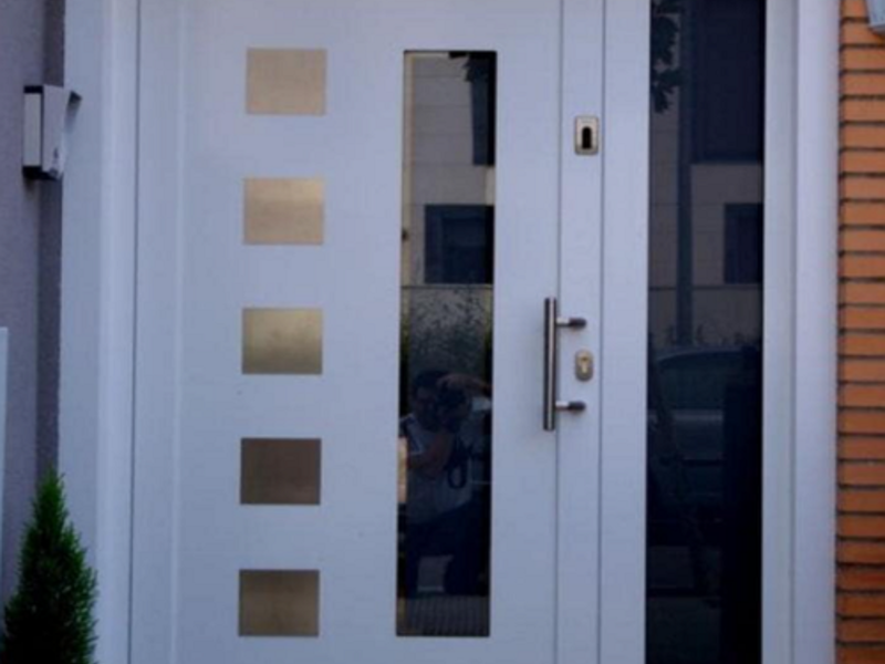 Puerta de aluminio M4 Cancún