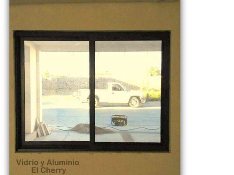 Ventana de aluminio natural Mexico