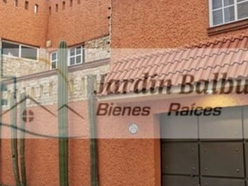 Casa en Jardínes Balbuena