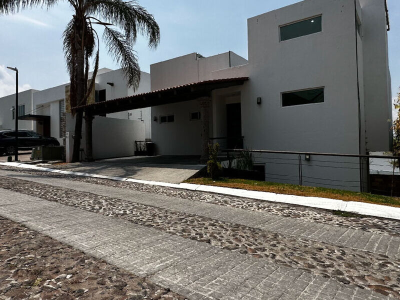 Casa Amueblada en Vista Real, Querétaro