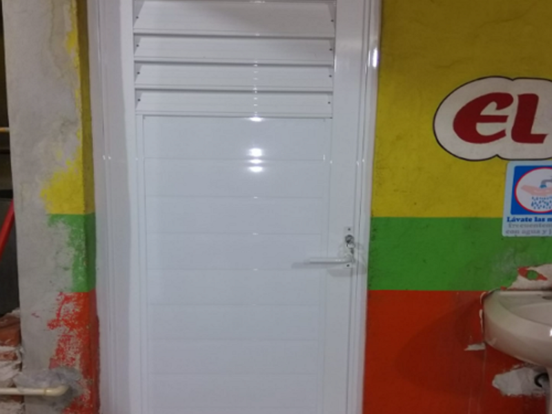 Puerta de aluminio M1 Cancún