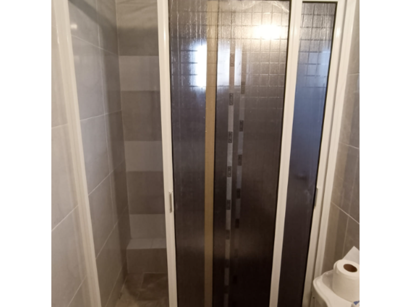 CANCEL PARA BAÑO BLANCO EN PACHUCA