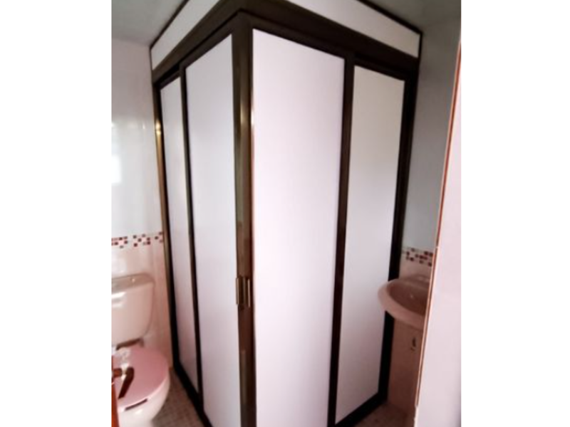 CANCEL PARA BAÑO TIPO CEREZO EN HIDALGO