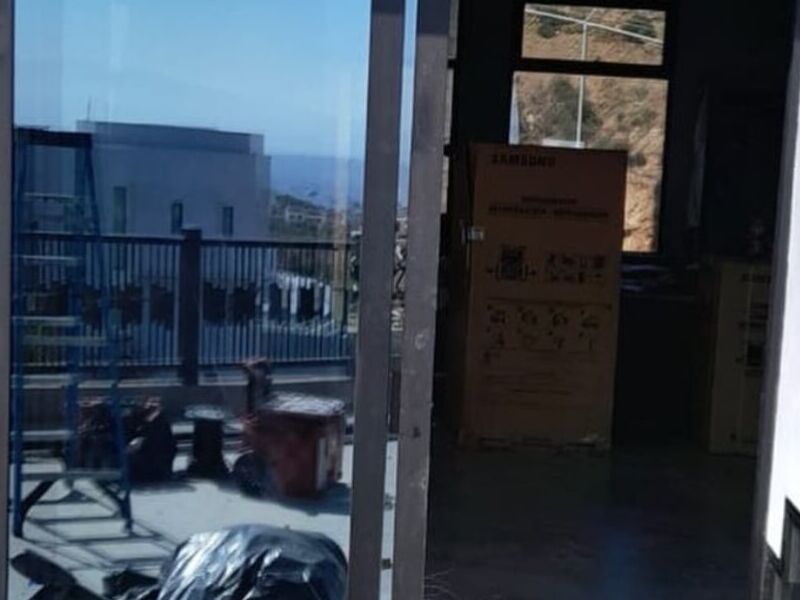 Puerta aluminio corrediza en Tijuana
