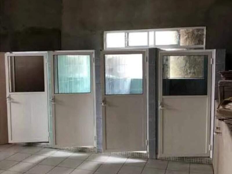 Puertas para baño en Tijuana