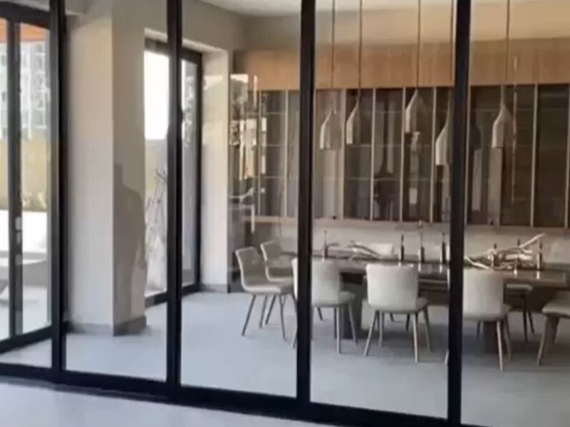 PUERTA CORREDIZA COLOR NEGRO en Tijuana