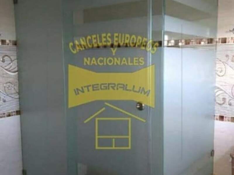 Cancel de baño con cristal esmerilados Puebla