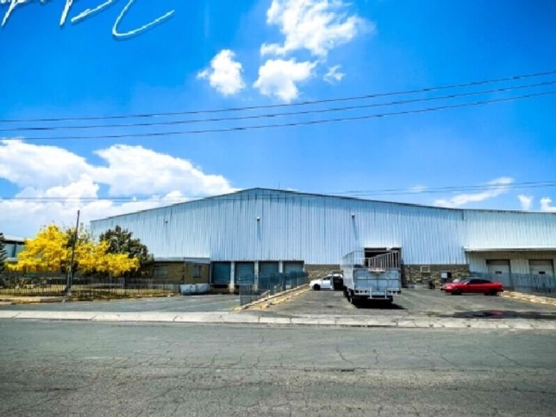 Bodega en venta en Santa Cruz de las Flores