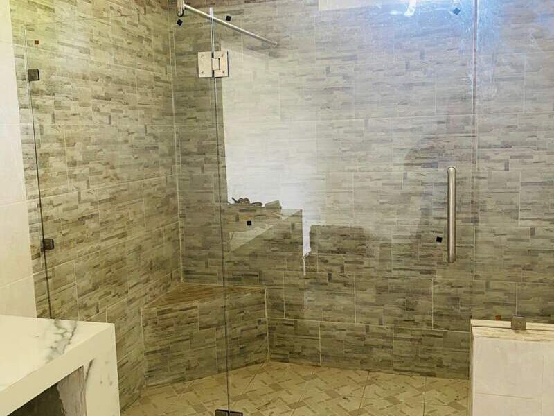 CANCEL DE BAÑO VIDRIO TEMPLADO EN POZA RICA