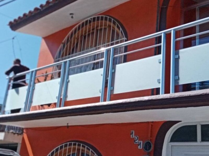 Barandal de aluminio vidrio templado Veracruz