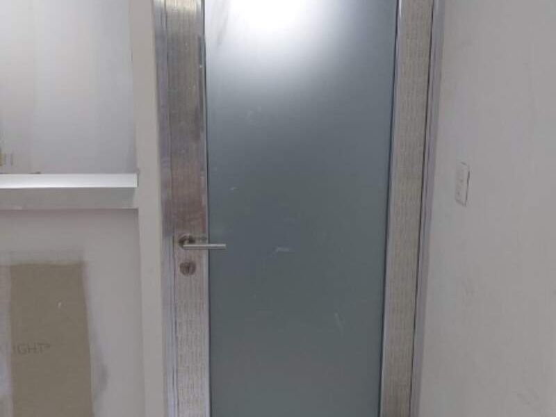 Puerta de baño en Orizaba