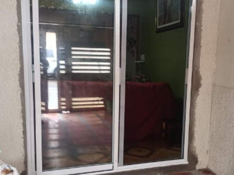 Cancel de aluminio blanco en Orizaba