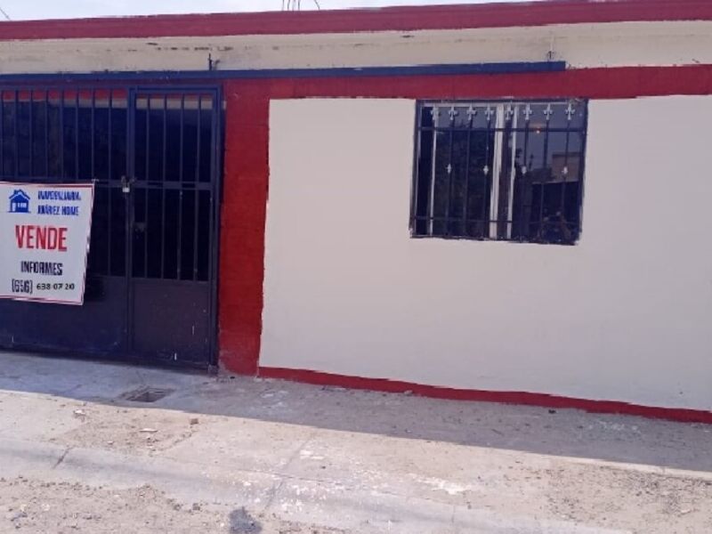 CASA EN VENTA EN PORTAL DEL ROBLE