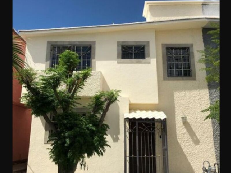 Venta de casa en Condominio Villas del Lago