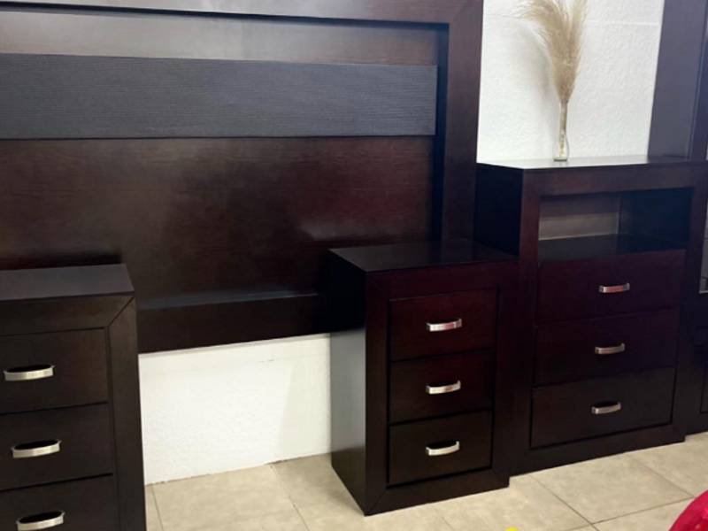 Mueble negro para televisor Sonora