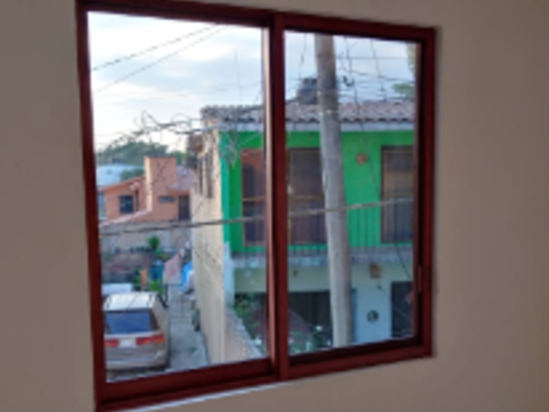 Ventana marco color cafe Morelos 