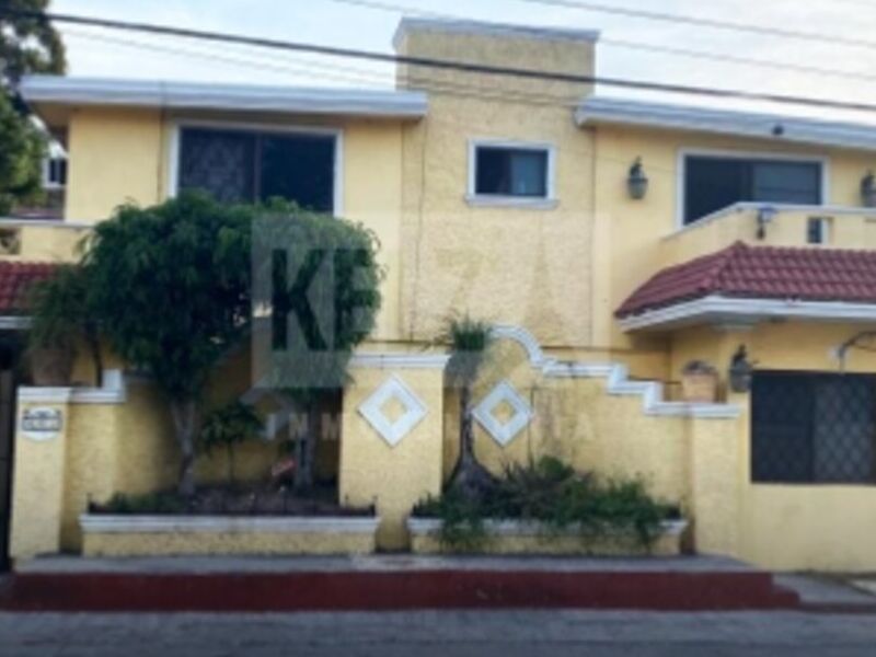 Casa en colonia los Mangos