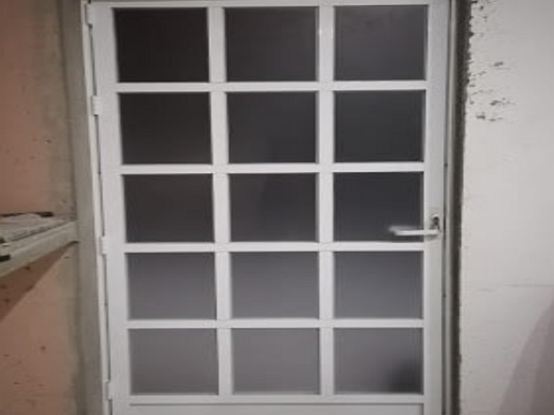 Puerta de aluminio M1 Querétaro