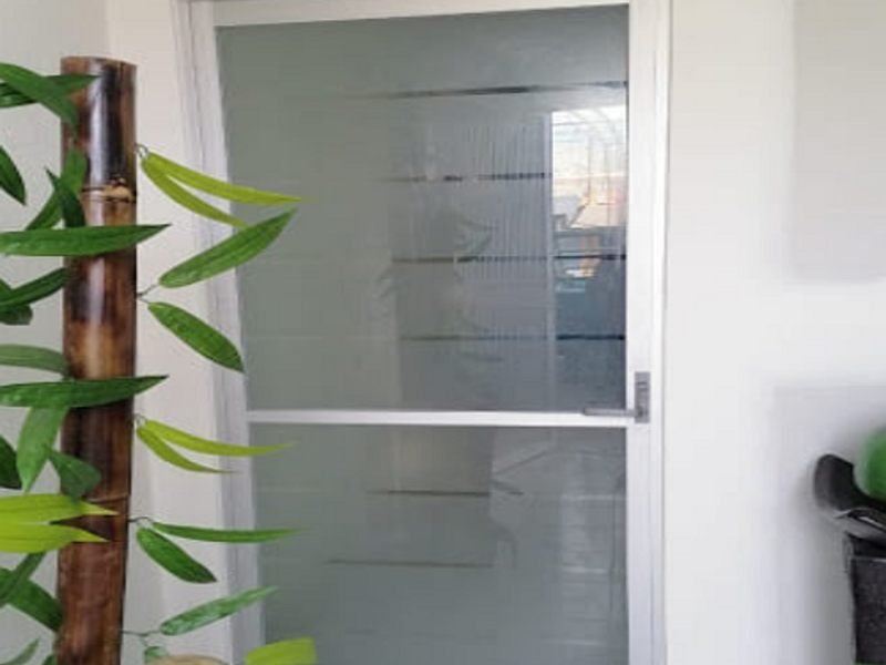 Puerta de aluminio M3 Querétaro