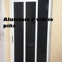 Aluminio y vidrio piña