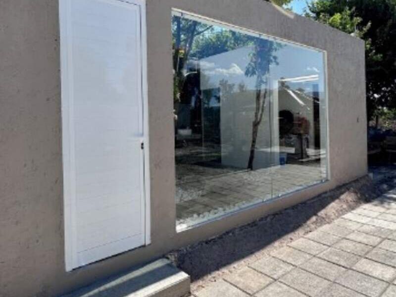 Canceleria de aluminio y vidrio Actopan