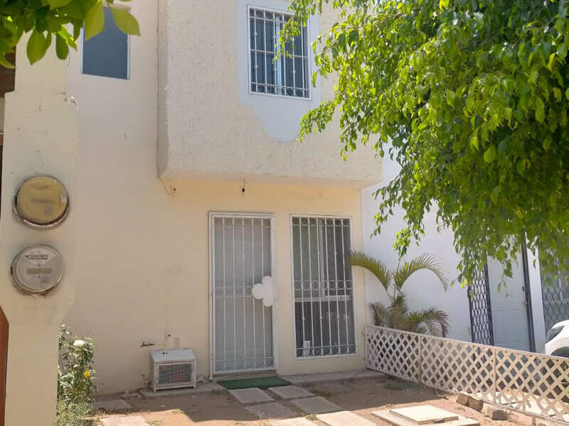 Casa renta Naranjos León