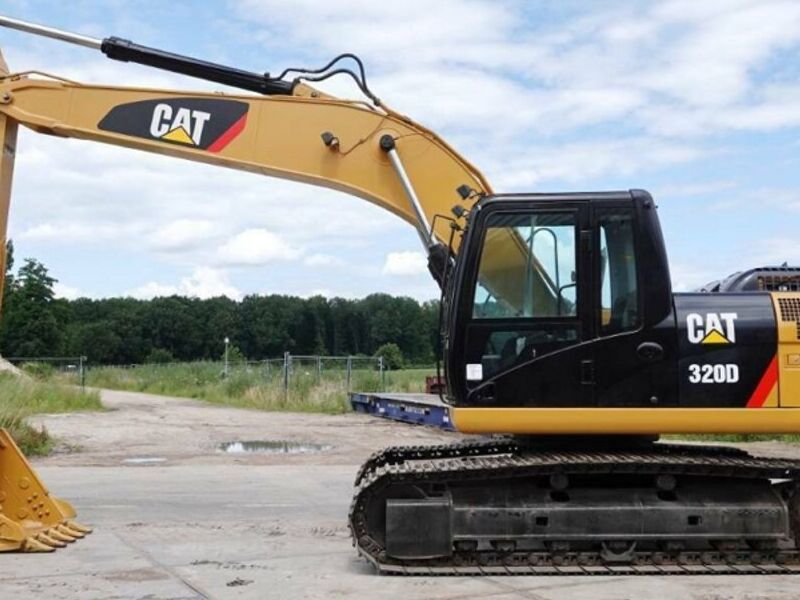EXCAVADORAS MARCA CAT 320 D. Campeche