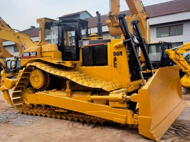 Tractor CATD8R Cancún