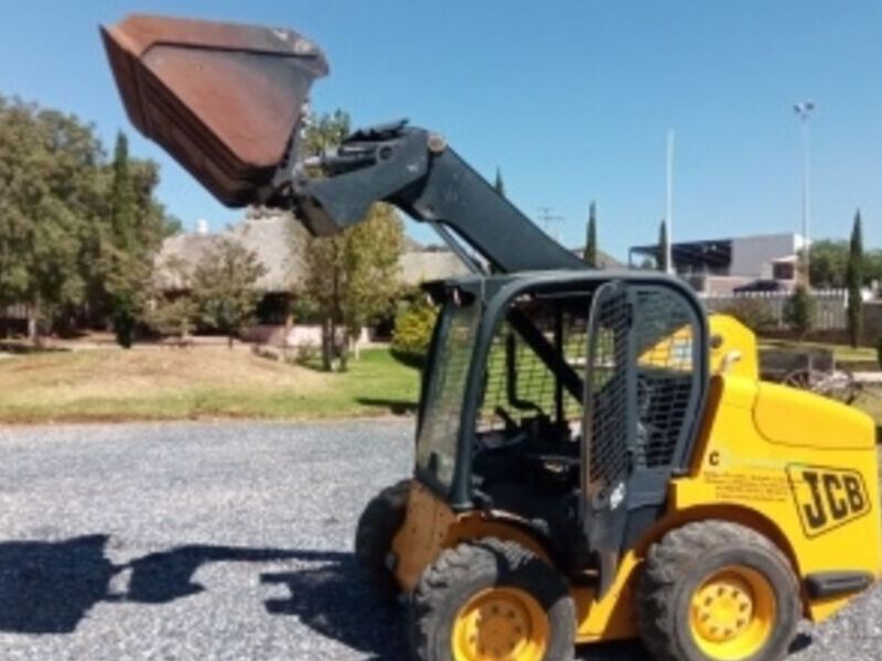 MINICARGADOR ROBOT JCB en Zacatecas