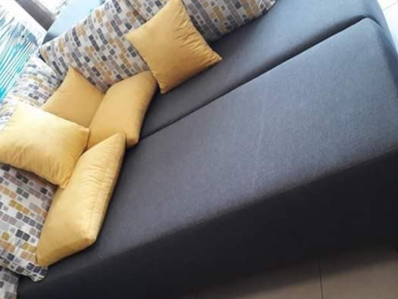 Sofá cama color gris oscuro Celaya